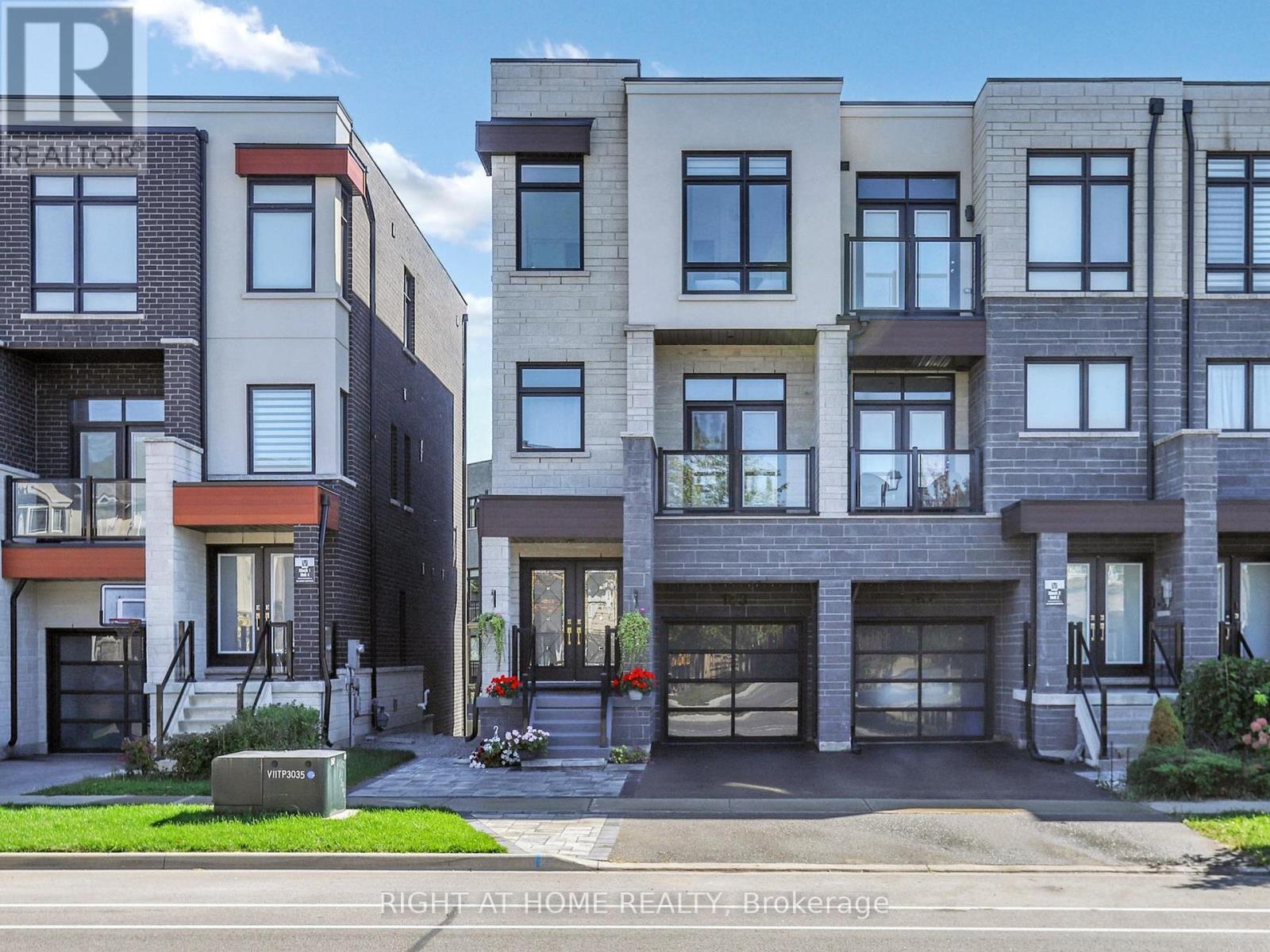 163 Lebovic Campus Dr, Vaughan, ON L6A 5A1