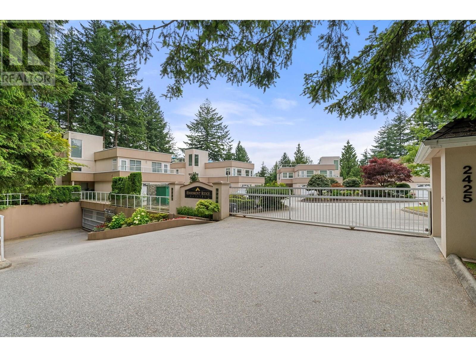 2425 Edgemont Boulevard Unit 13, North Vancouver, BC V7P 2L2