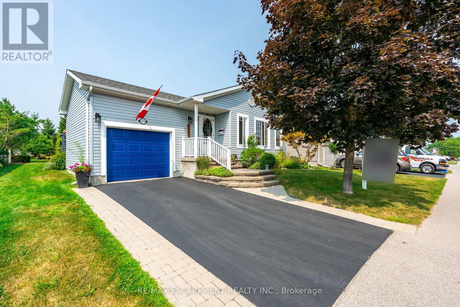 136 Glenariff Dr, Hamilton, ON L8B 1A5