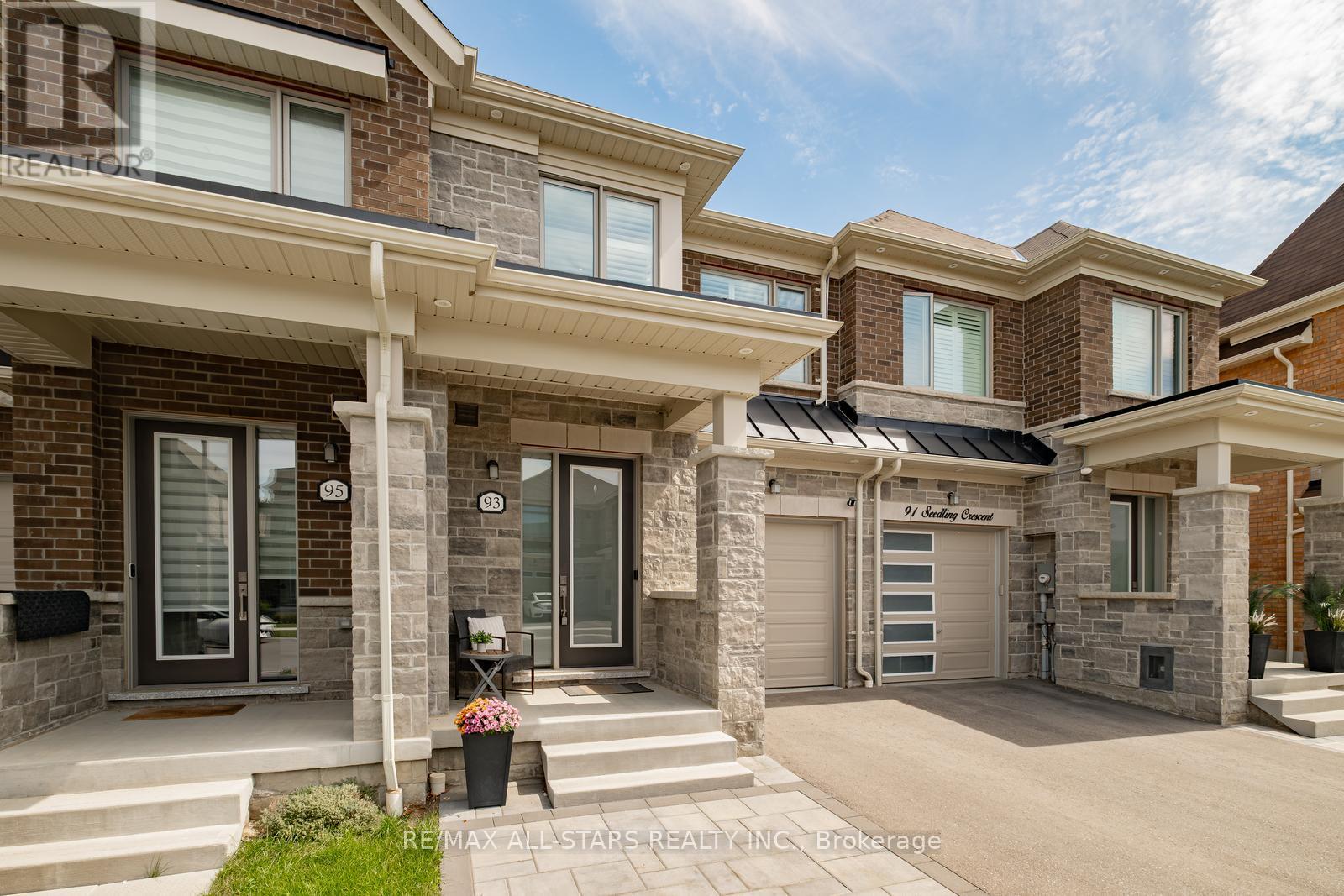 93 Seedling Cres, Whitchurch-stouffville Stouffville, ON L4A 4V5