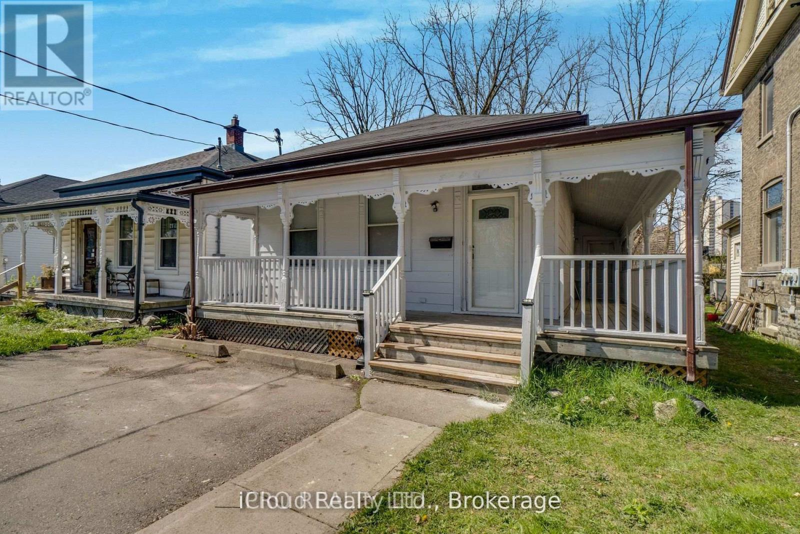 368 Simcoe St, London, ON N6B 1J7