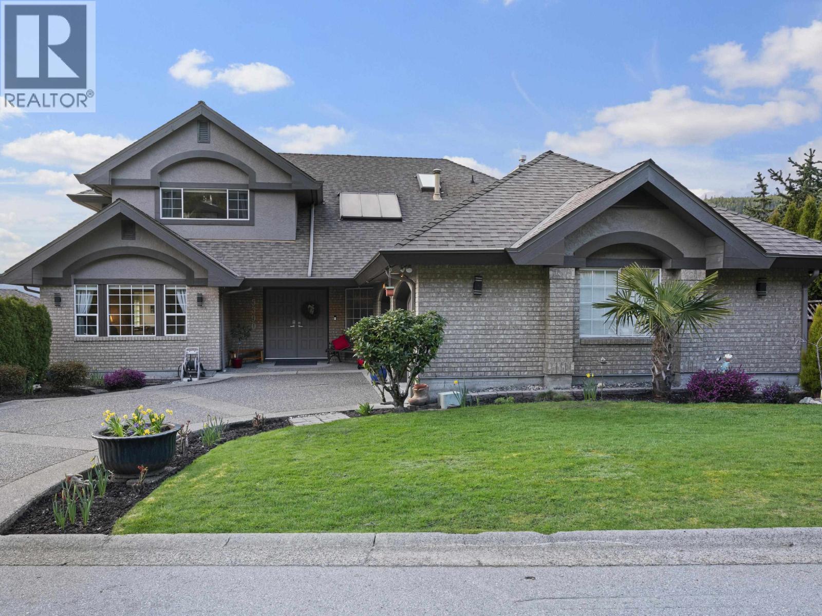 5390 Westhaven Wynd, West Vancouver, BC V7W 3E8