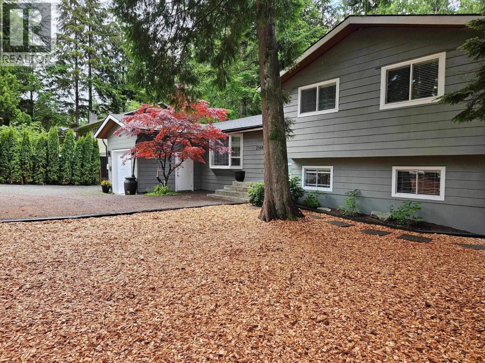 2568 The Blvd, Squamish, BC V8B 0P1