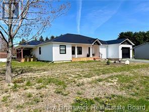 15 Marigold Dr, Miramichi, NB E1V 6Z7