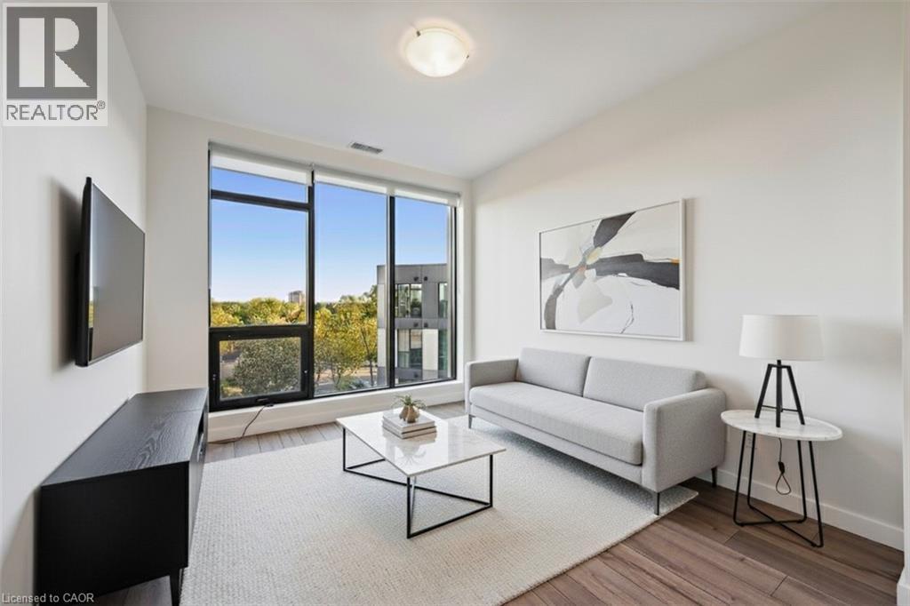 690 King Street W Unit 622, Kitchener, ON N2H 5L8