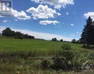 15 Hwy 7 Rd, Mississippi Mills, ON K7H 3C8
