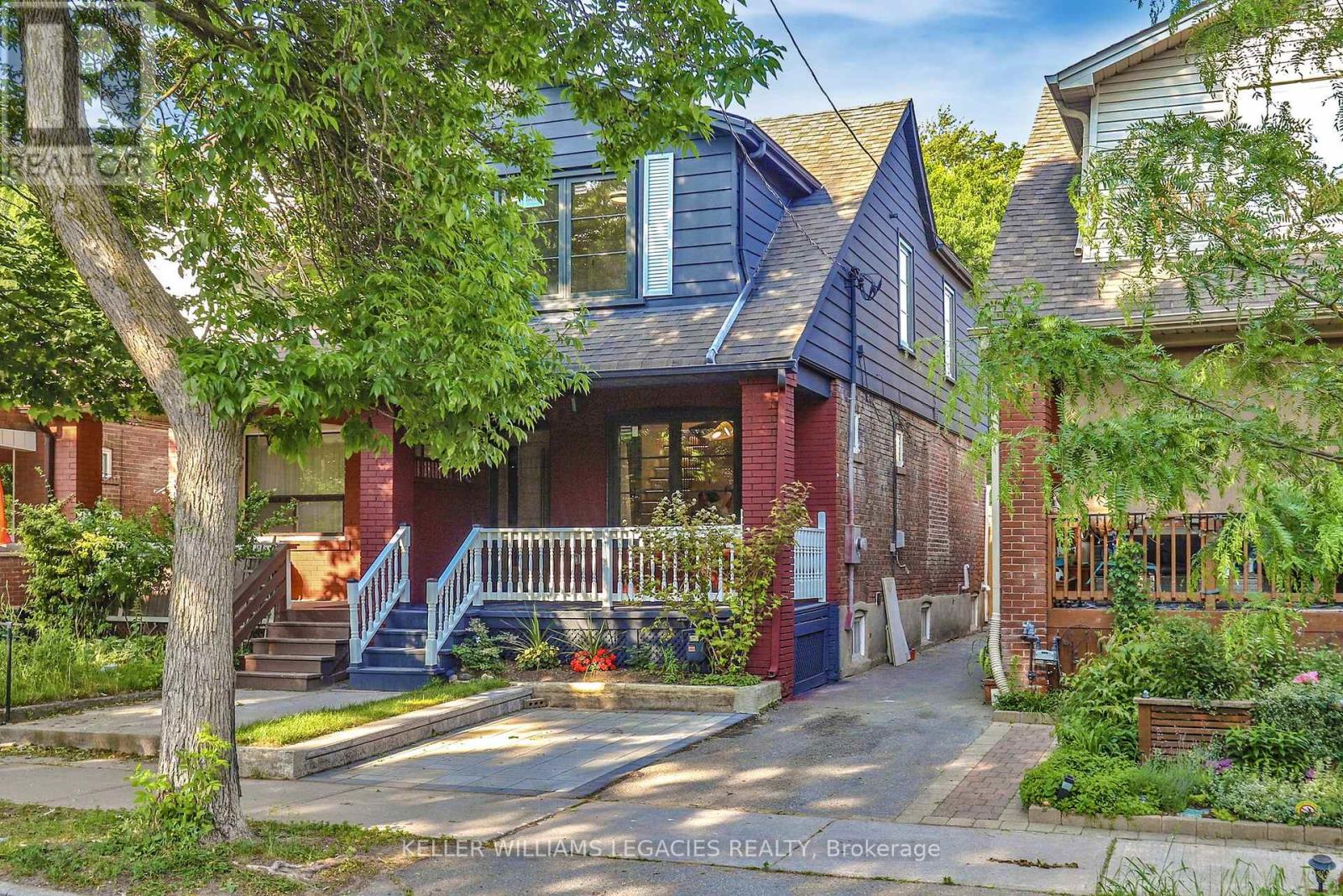 117 Glebemount Ave, Toronto, ON M4C 3R9