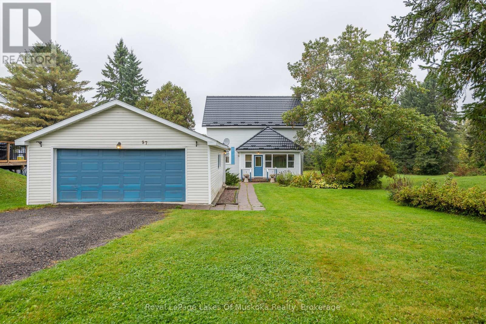 97 James St, Burk's Falls, ON P0A 1C0