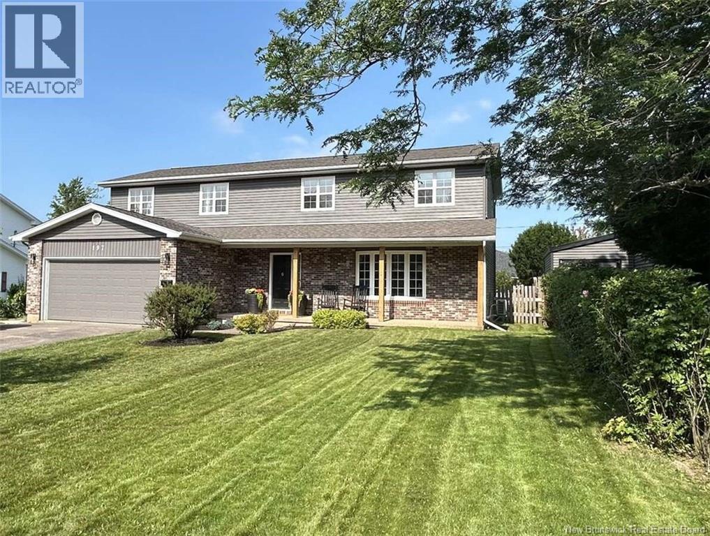 197 Centennial Dr, Moncton, NB E1E 3W9