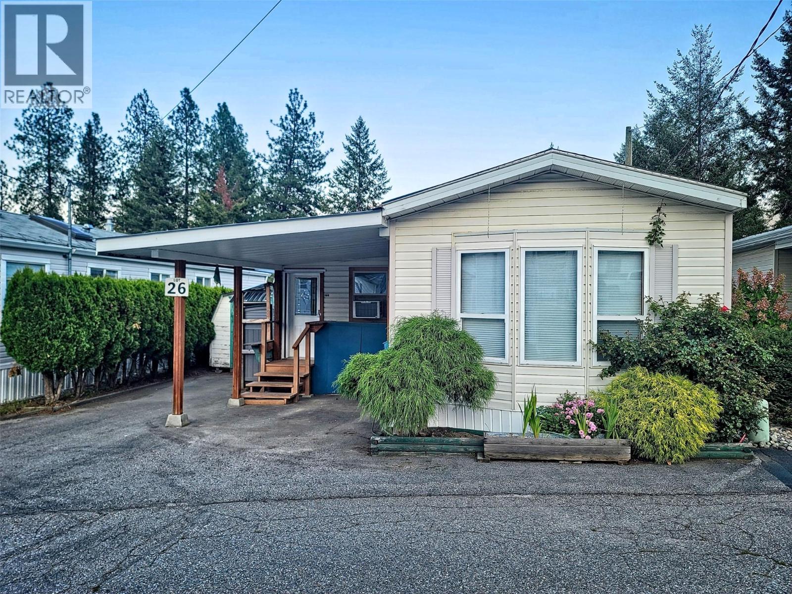 1545 Columbia Avenue Unit 20, Castlegar, BC V1N 1J1