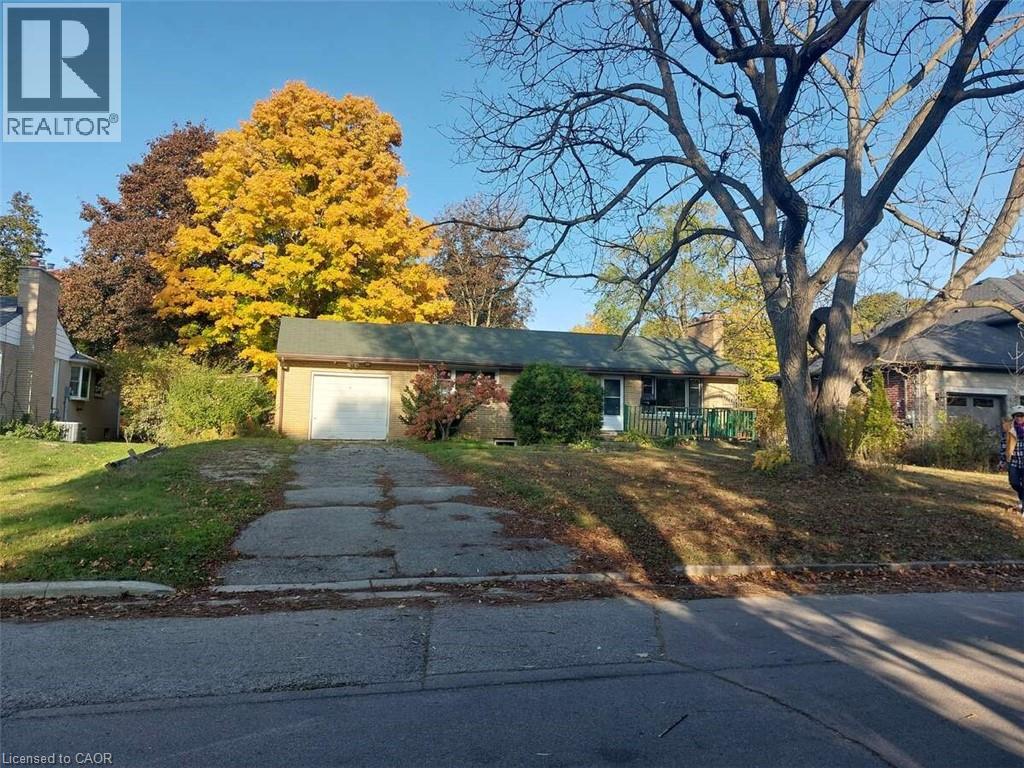 74 Rodney Blvd, Guelph, ON N1G 2H3