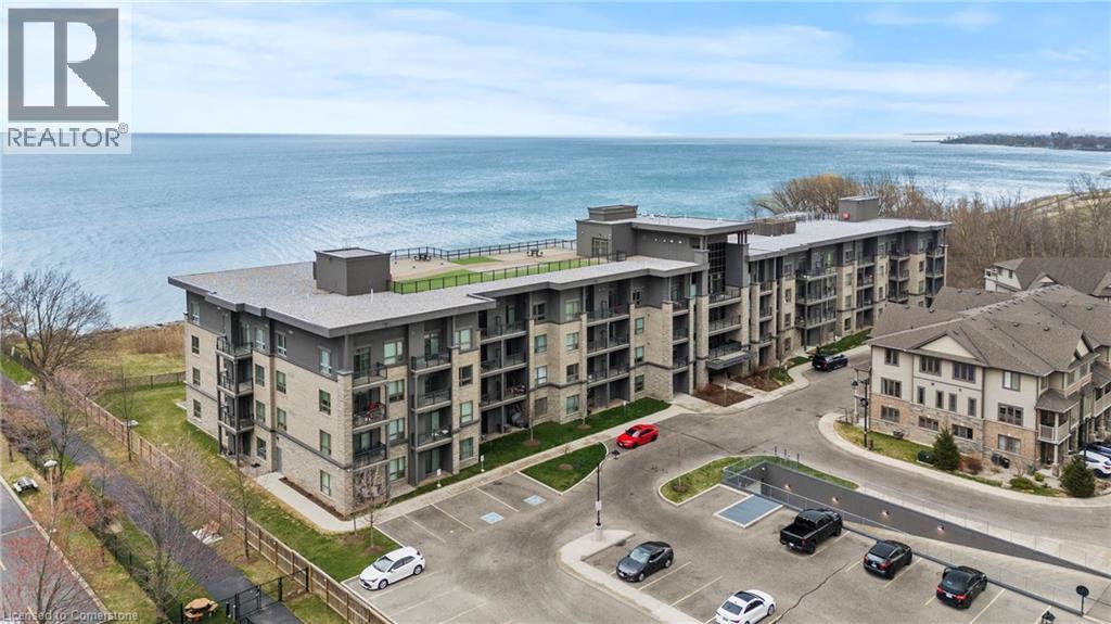35 Southshore Crescent Unit 230, Hamilton, ON L8E 0J2