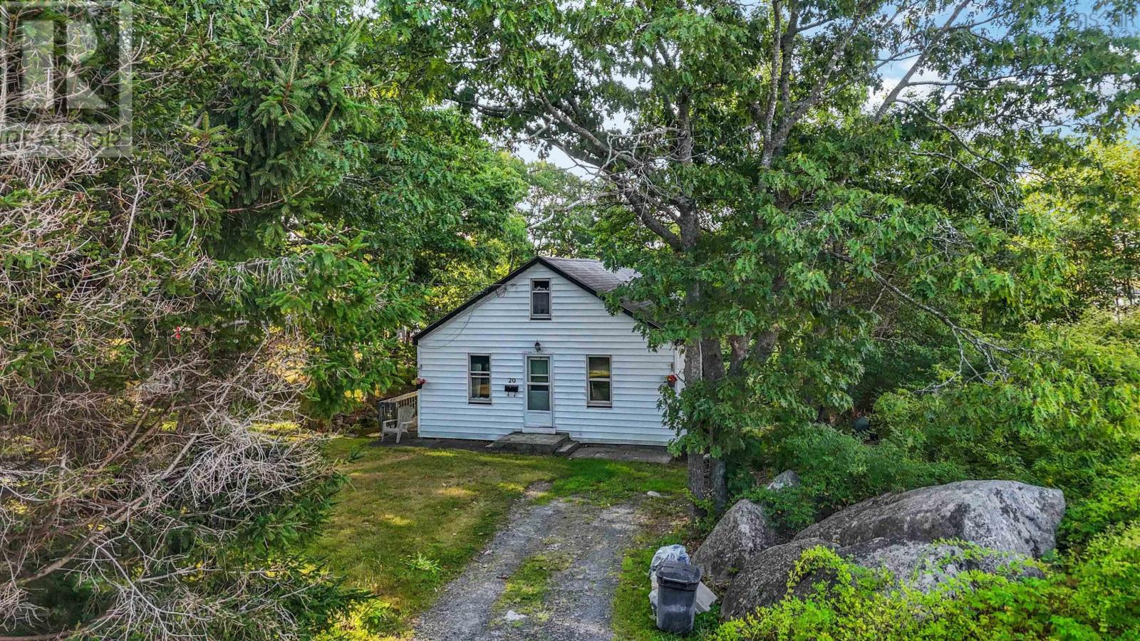 20 Layton Rd, Halifax, NS B3P 1Z8