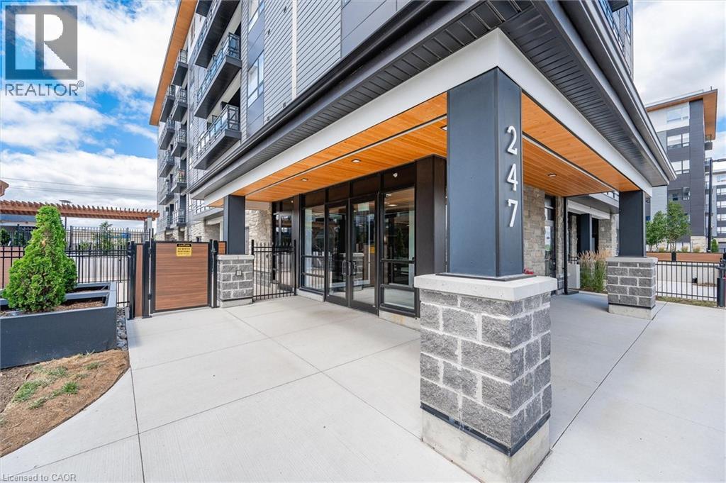 247 Northfield Drive E Unit 202, Waterloo, ON N2K 0H1