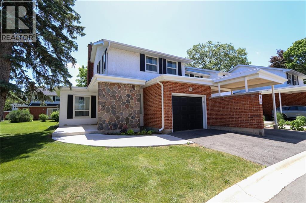 423 Keats Way Unit 1, Waterloo, ON N2L 5S7