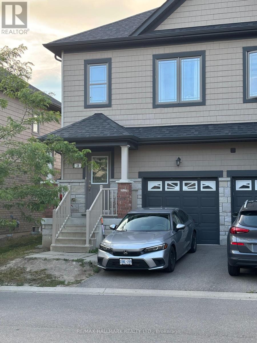 28 Deneb St, Barrie, ON L4M 0K6