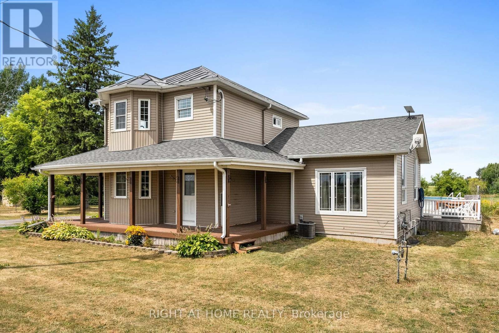 15365 Ashburn Rd, North Stormont, ON K0C 1G0