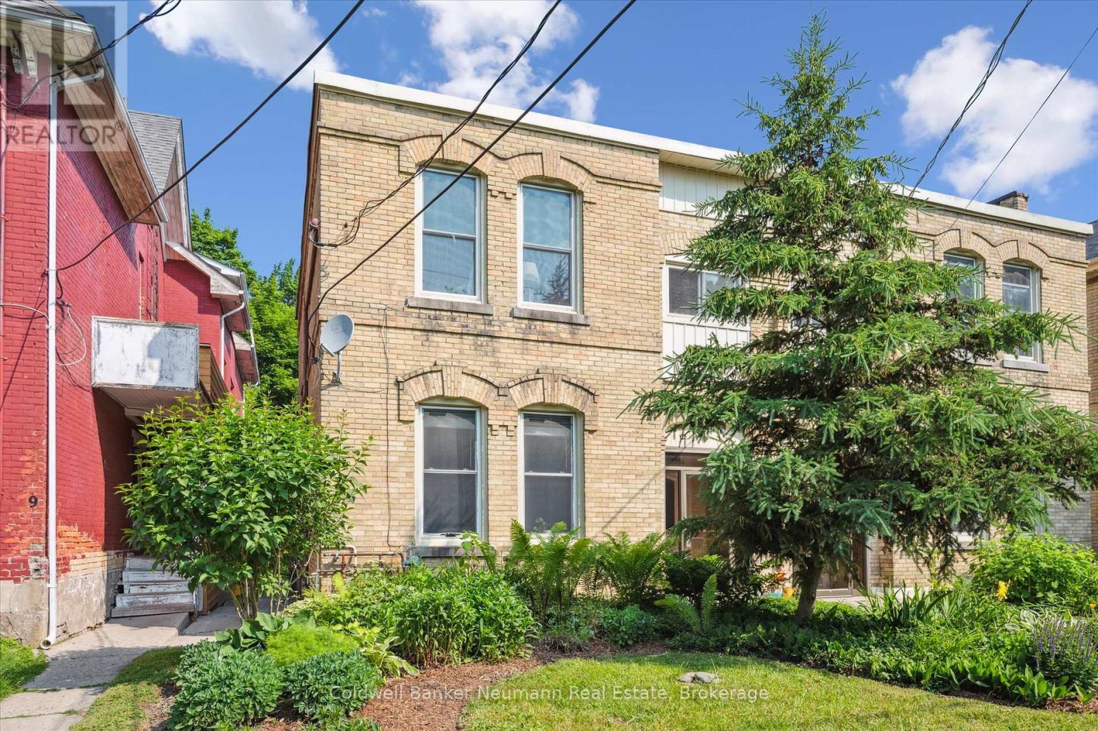 7 Cambridge St, Guelph, ON N1H 2T8