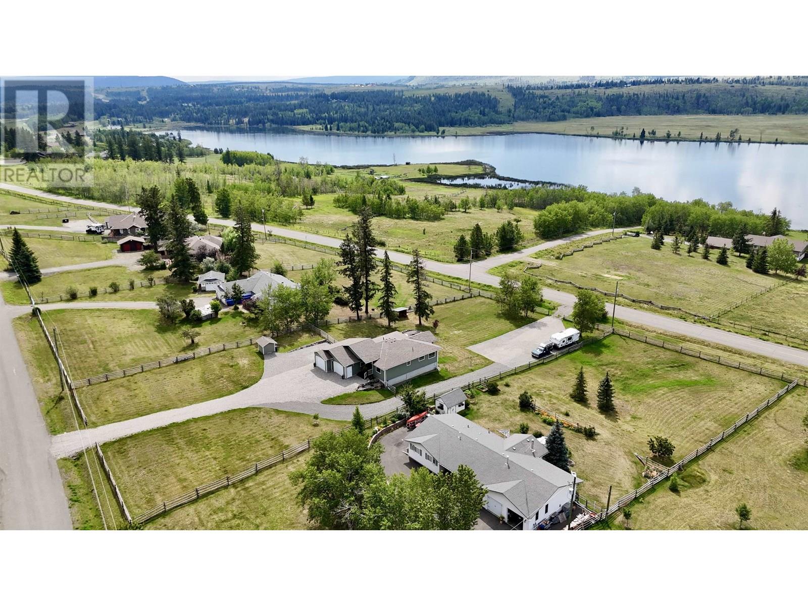 5164 Lakes Road, 100 Mile House, BC V0K 2E1