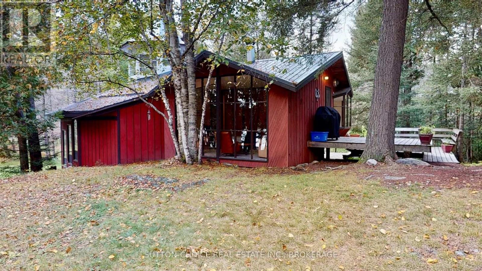 104 Hemlock Is, East Ferris, ON P0H 1K0