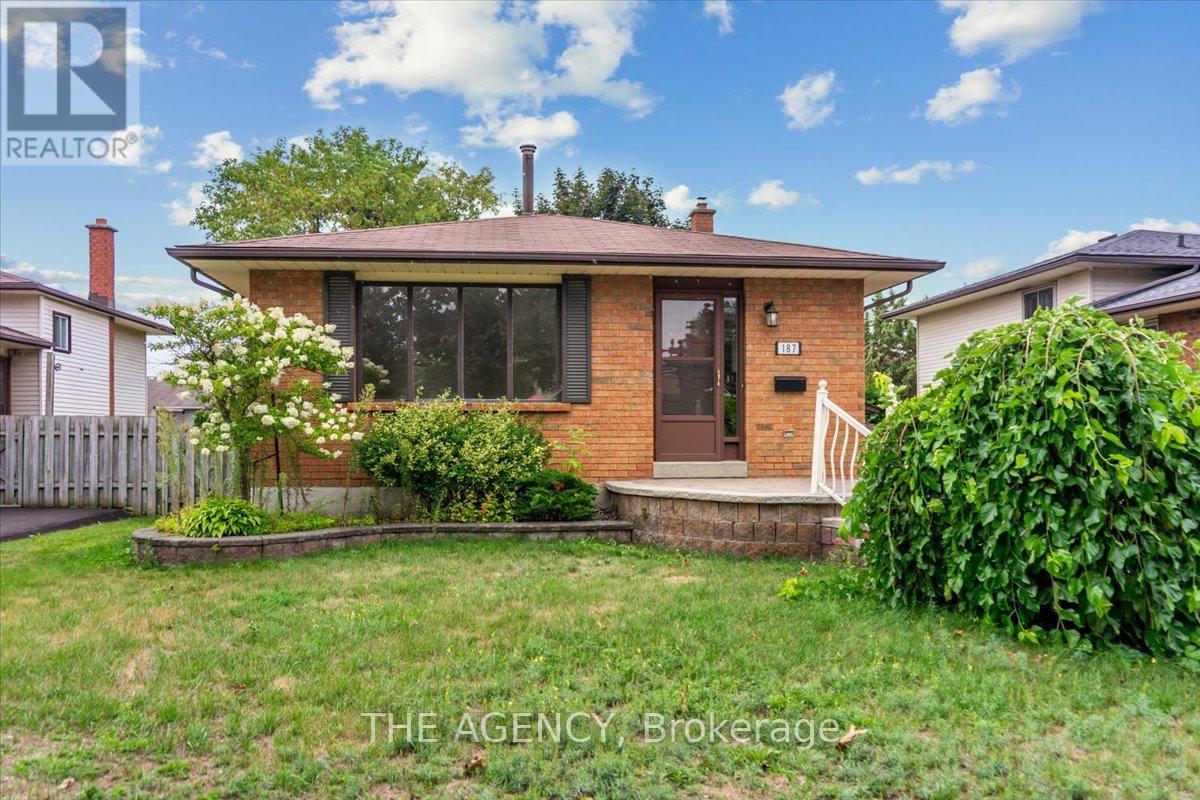 187 Seneca Ave, Oshawa, ON L1G 3V5