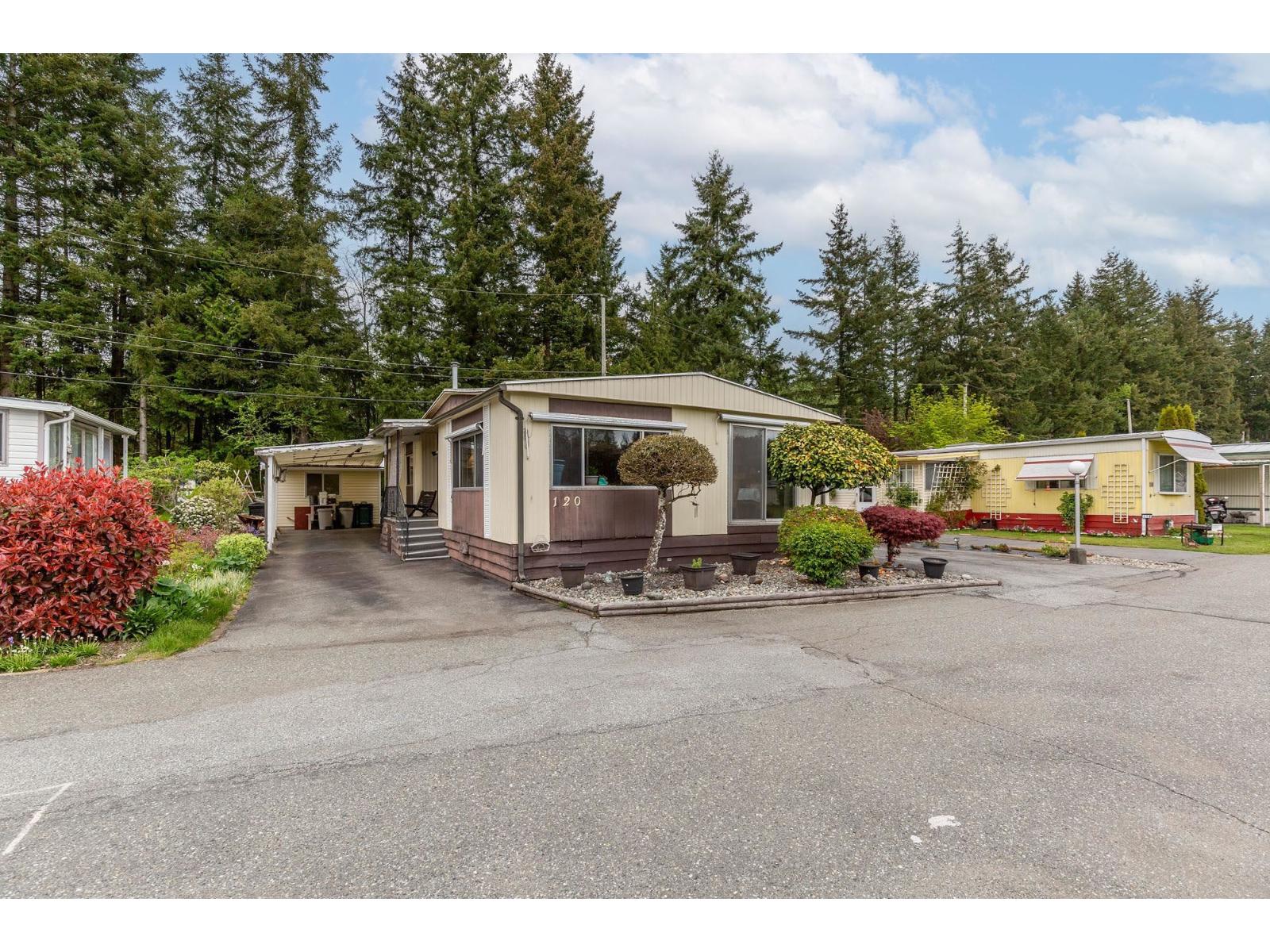 3031 200 Street Unit 120, Langley, BC V2Z 1N5
