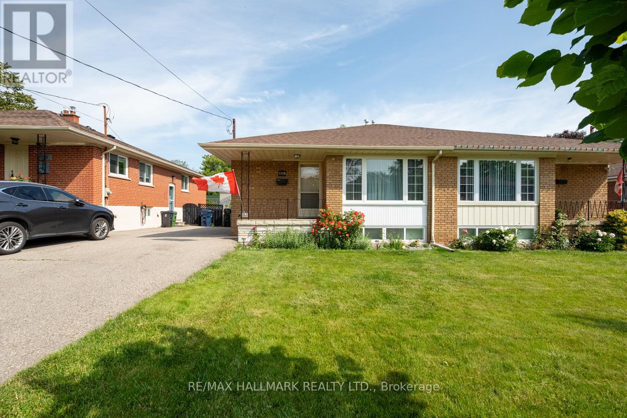 118 Newport Ave, Toronto, ON M1L 1J5
