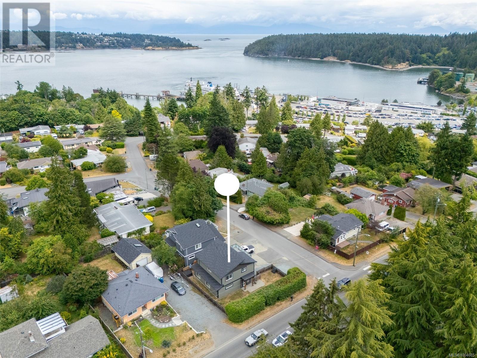 820 Brechin Rd, Nanaimo, BC V9S 2X4