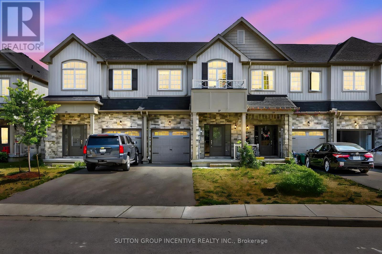 17 Churchlea Mews, Orillia, ON L3V 8K9