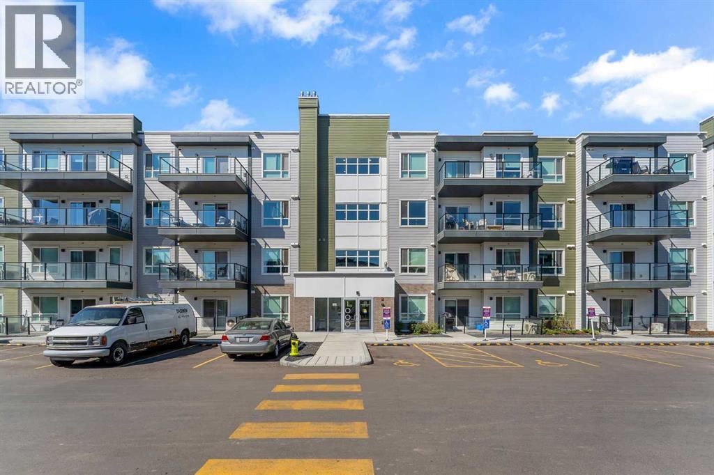 33 Carringham Gate Nw Unit 1311, Calgary, AB T3P 1X7