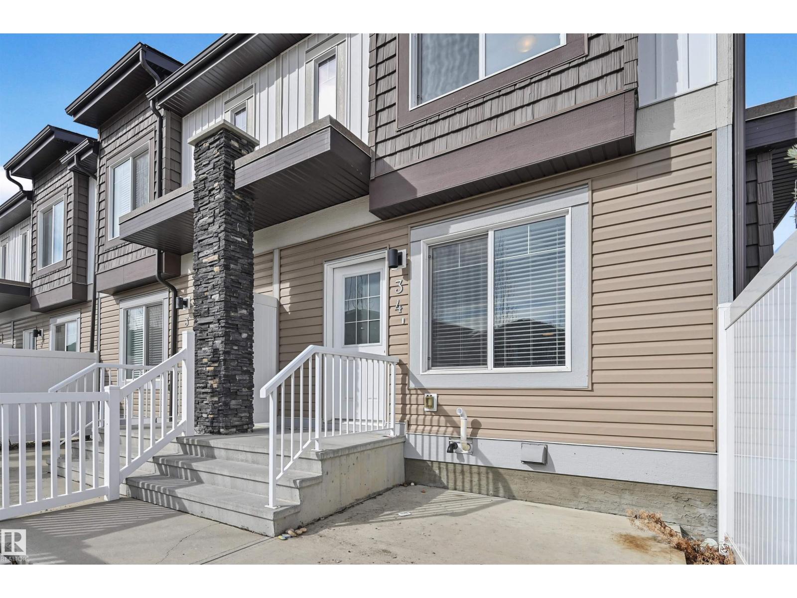 2215 24 Street Northwest #34, Edmonton, AB T6T 1A6