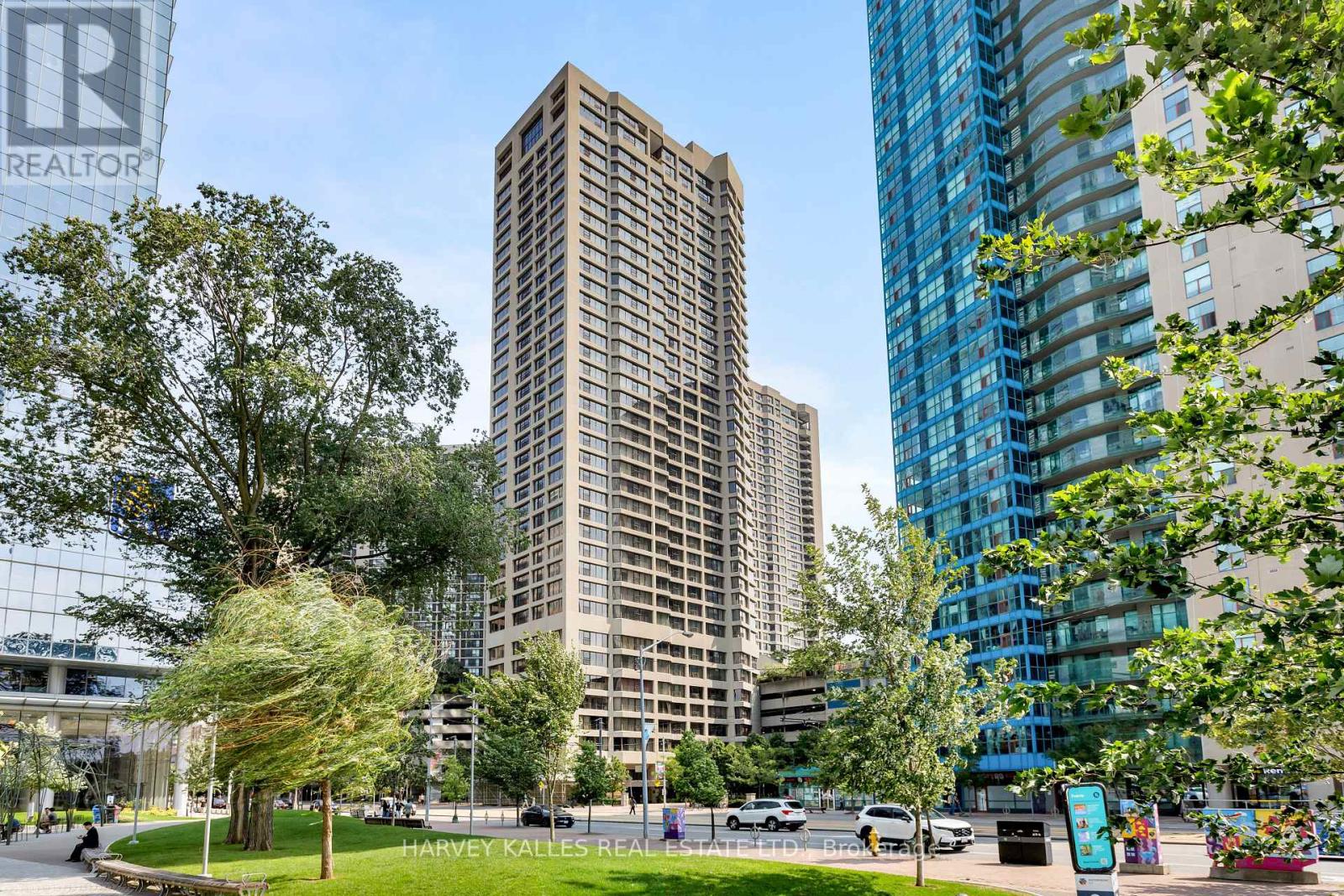 2914 55 Harbour Sq, Toronto, ON M5J 2L1