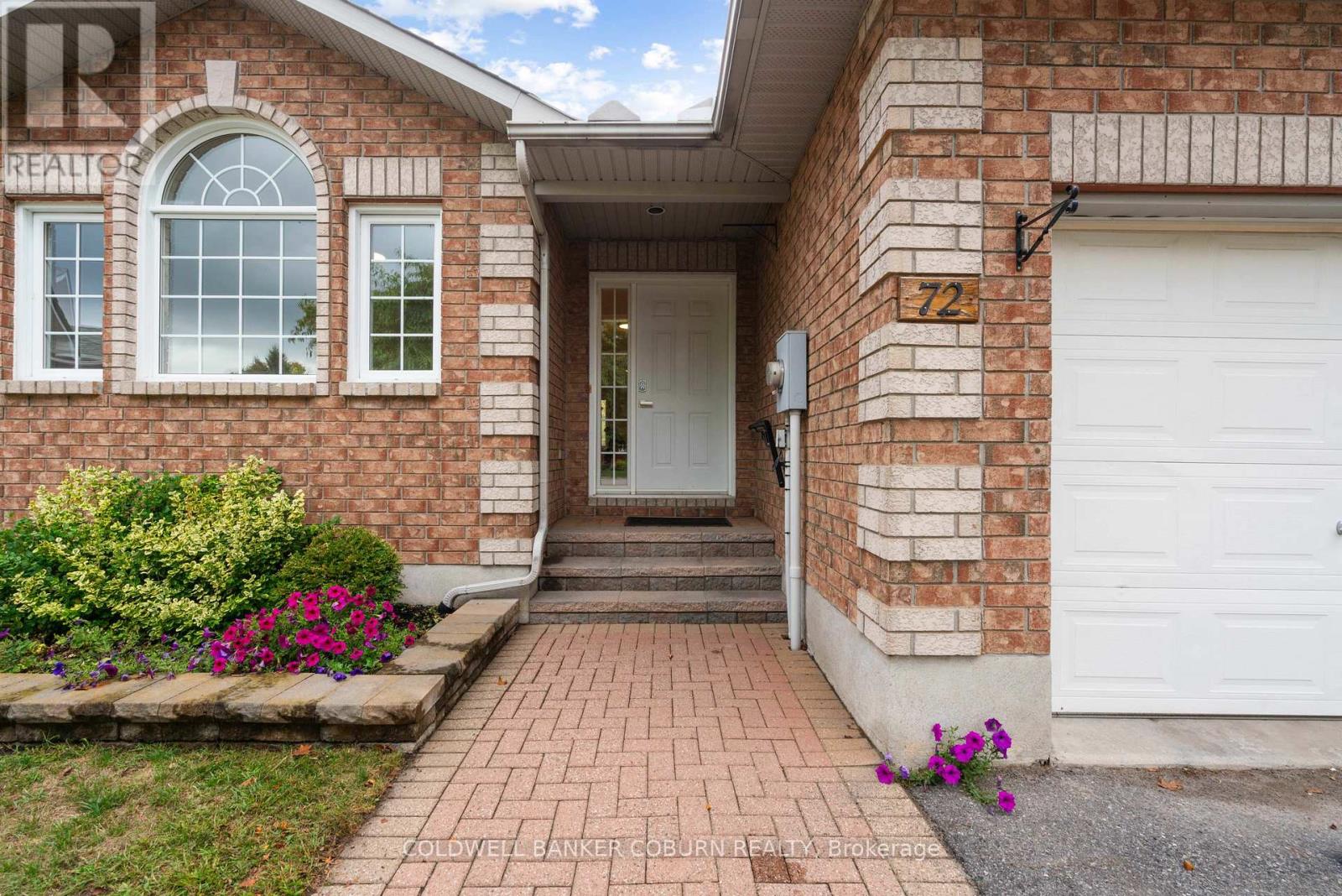 72 Dr Gordon Cres, North Grenville, ON K0G 1J0