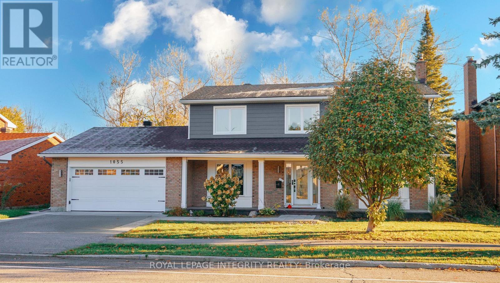 1055 Plante Dr, Ottawa, ON K1V 9E5