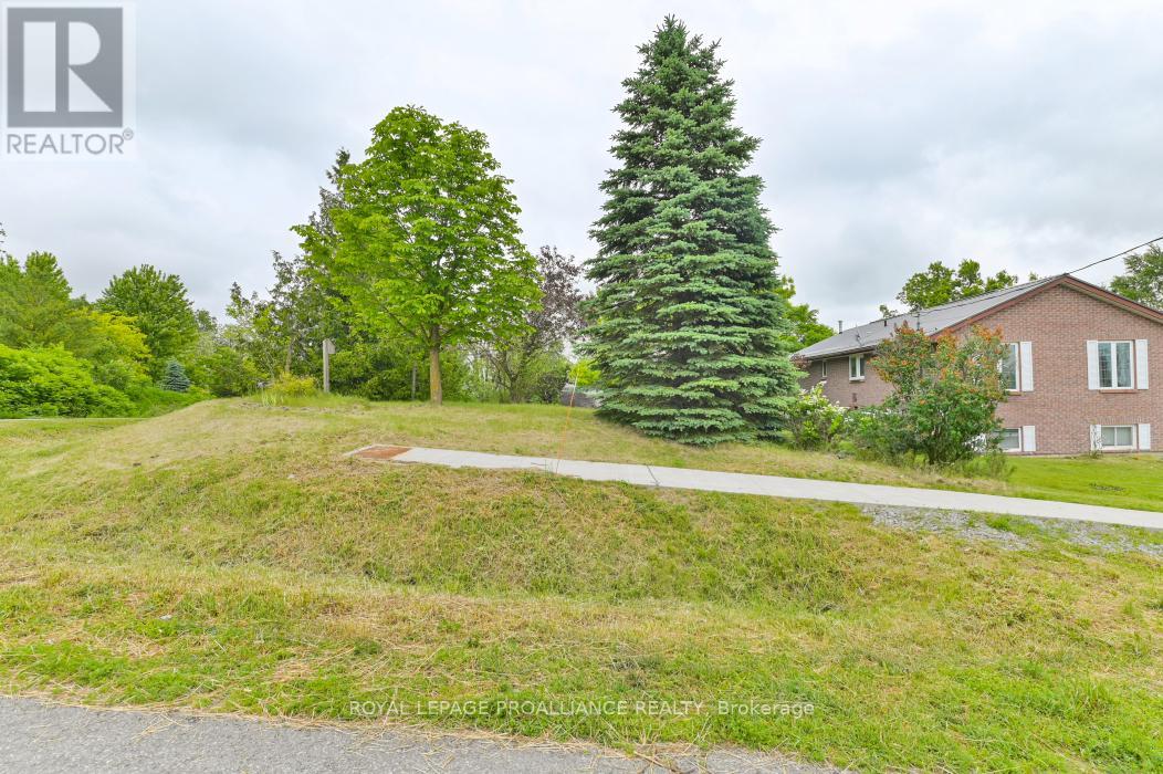 27 Tanner Dr, Stirling-Rawdon, ON K0K 3E0