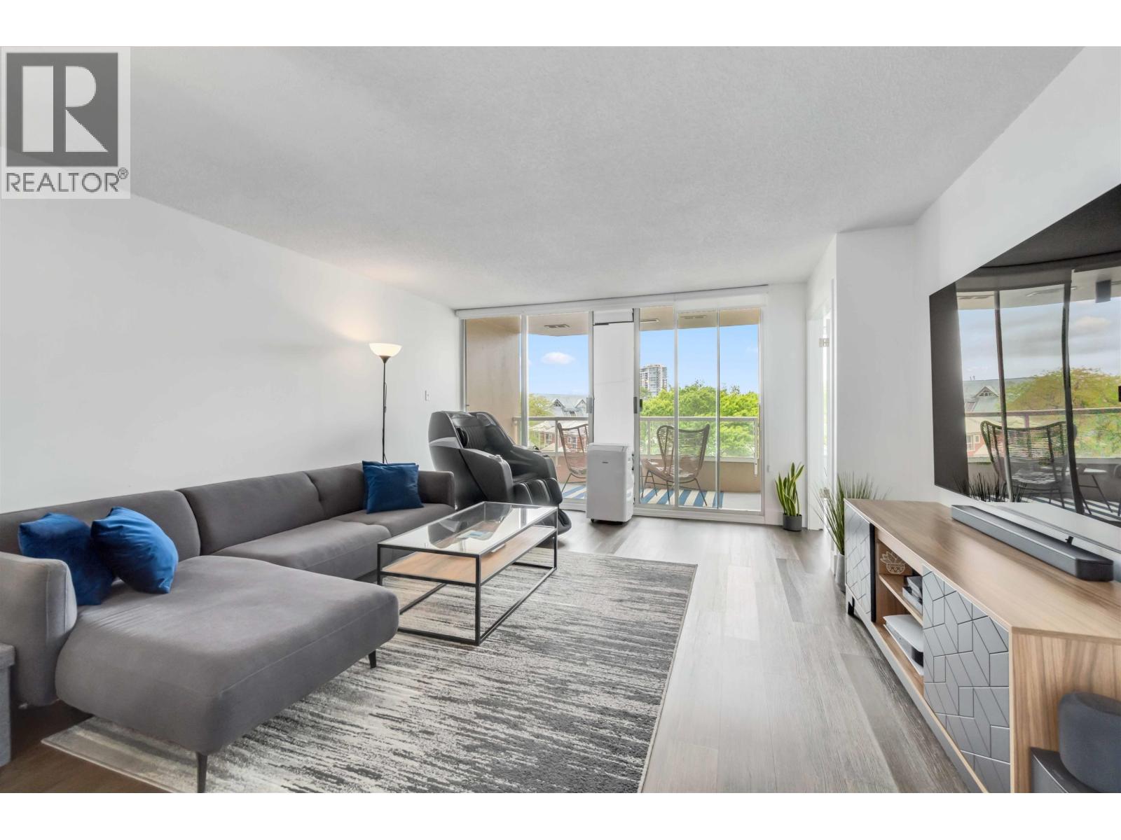 1045 Quayside Drive Unit 405, New Westminster, BC V3M 6C9