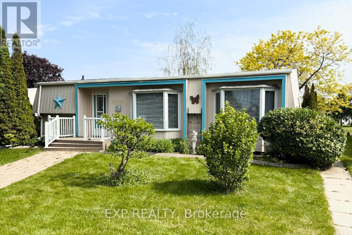 52 Fairway Dr, Clarington, ON L1B 1B3