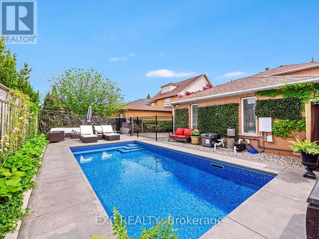 2460 Sixth Line, Oakville, ON L6H 5Z8