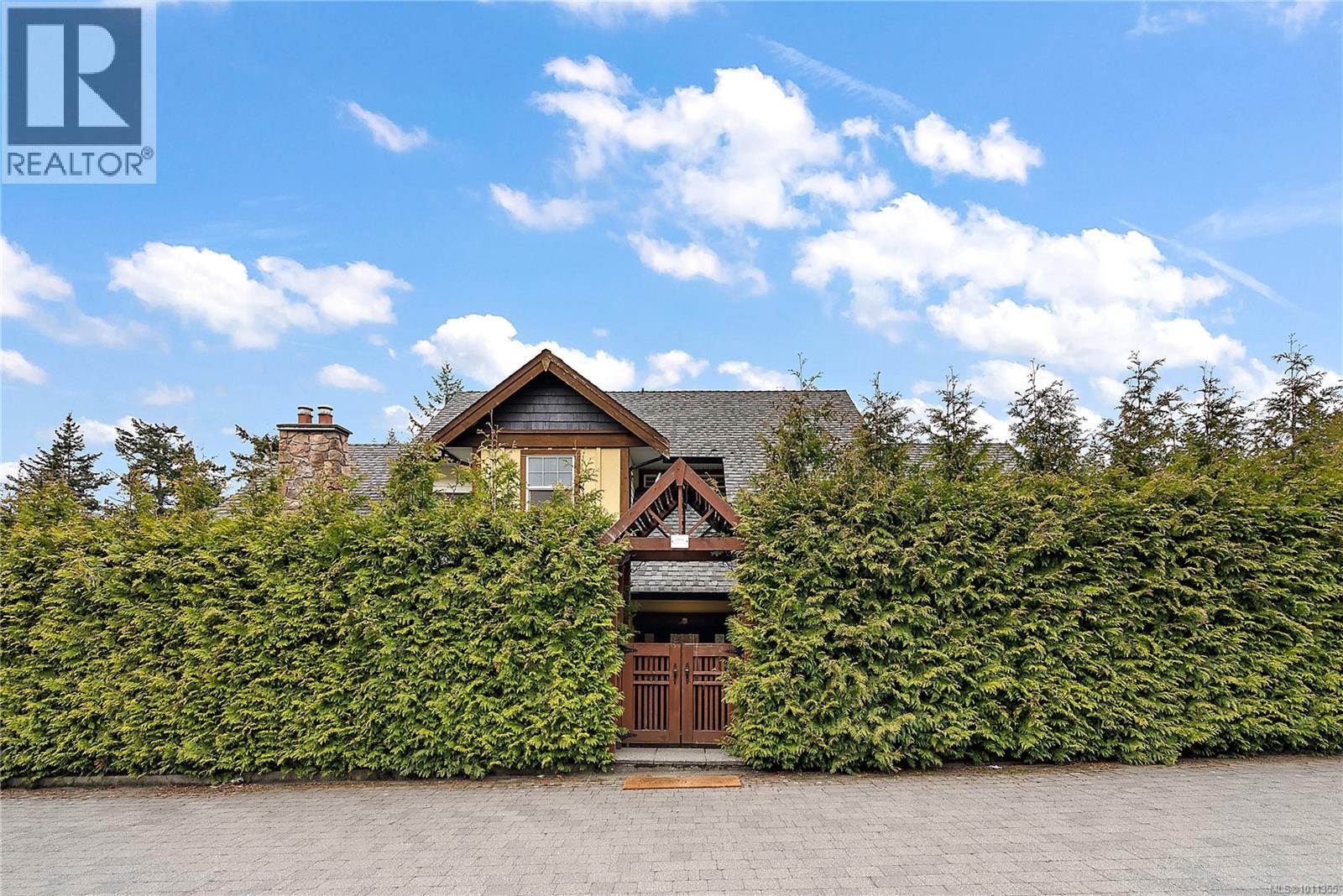 3456 Auburn Crt Ct, Langford, BC V9C 4L5