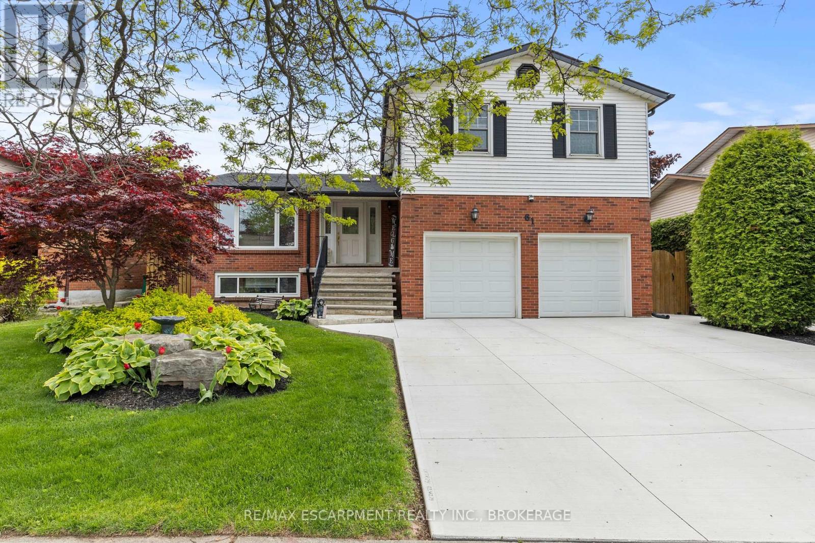 61 Seaton Place Dr, Hamilton, ON L8E 4A8