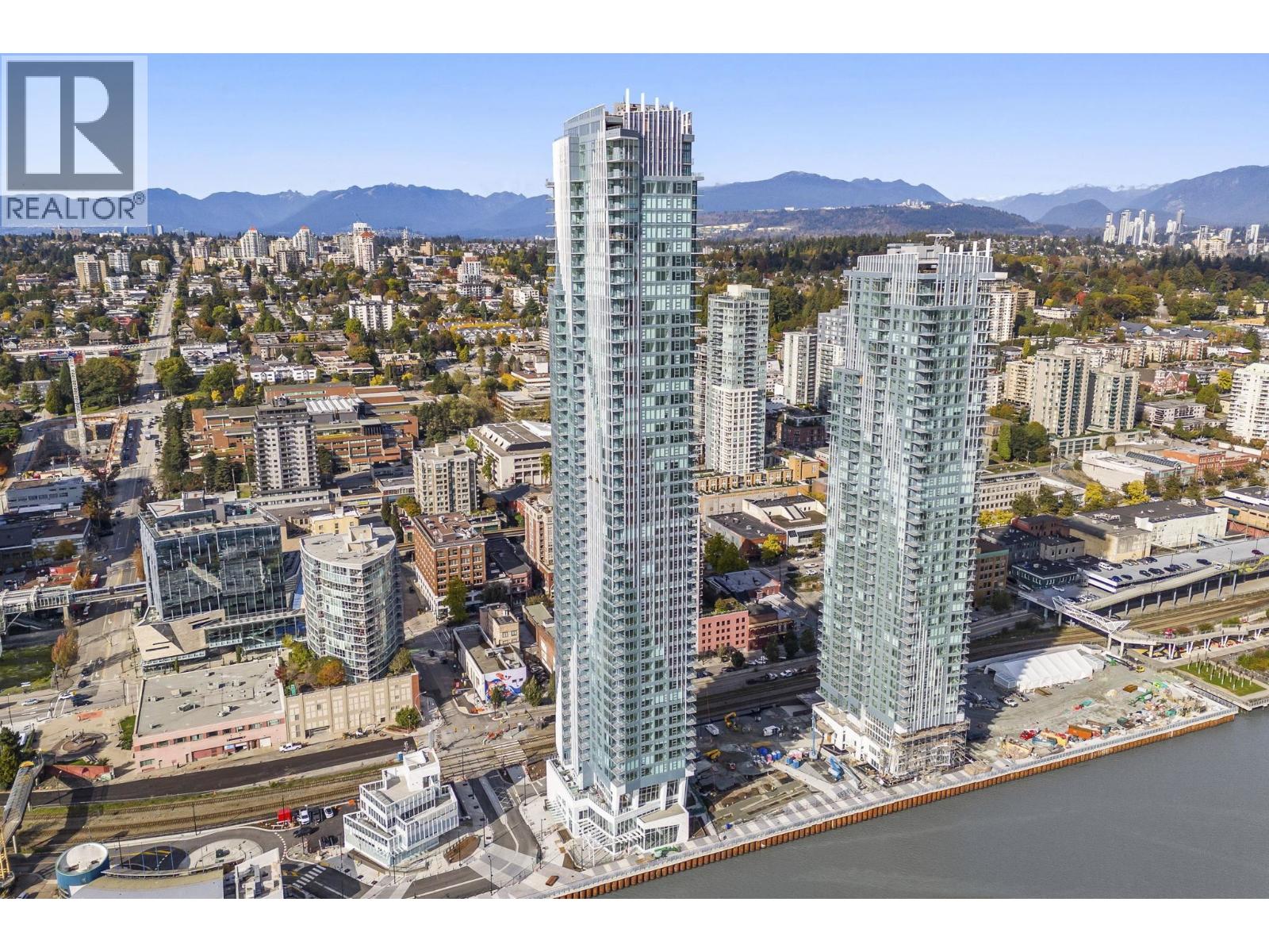 680 Quayside Drive Unit 3903, New Westminster, BC V3M 0P2