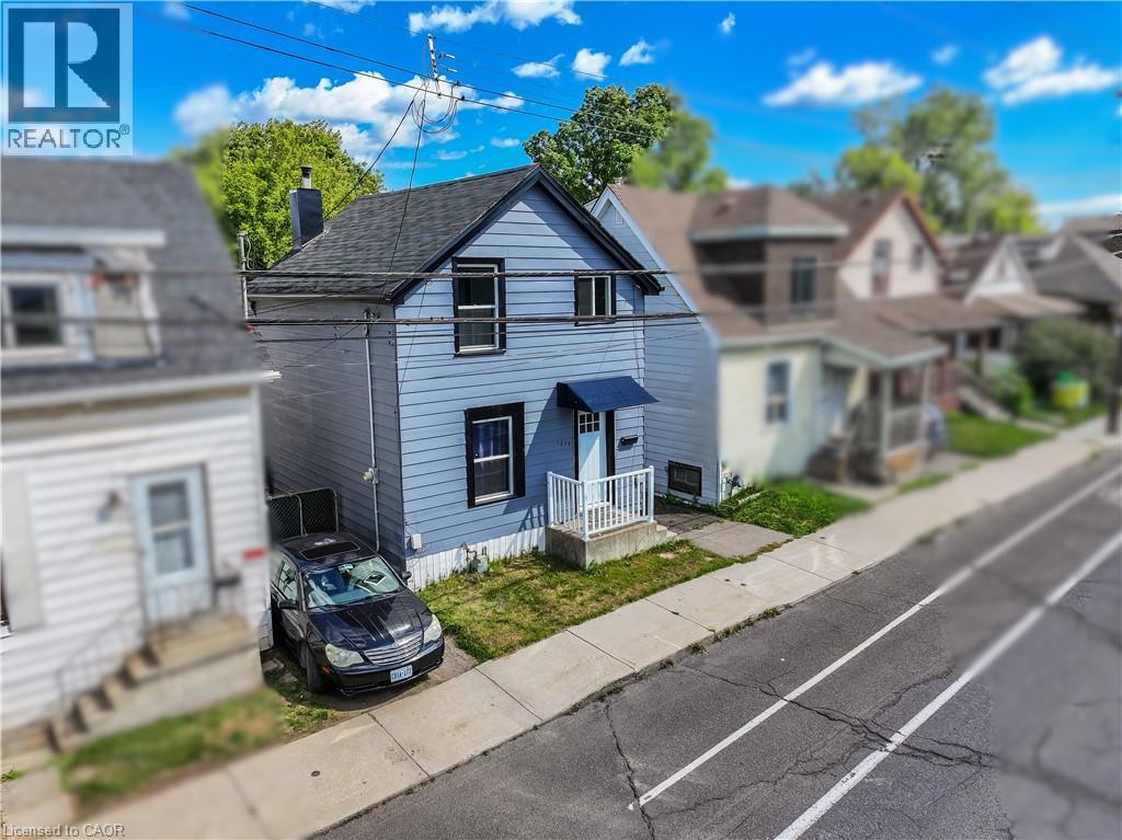 1275 Cannon St E, Hamilton, ON L8H 1V5