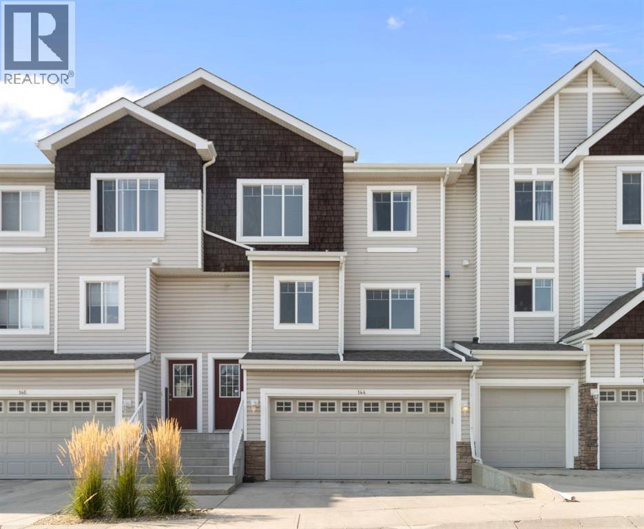 144 Hidden Creek Gdns NW, Calgary, AB T3A 6J5