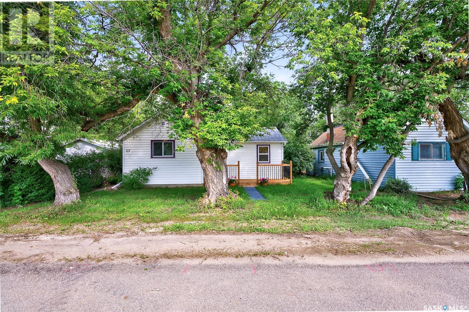 117 Rose St, Mortlach, SK S0H 3E0