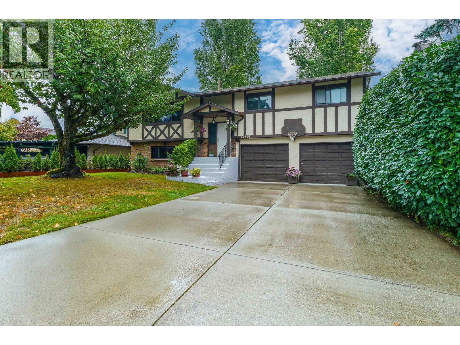 12310 Skillen St, Maple Ridge, BC V4R 2M4