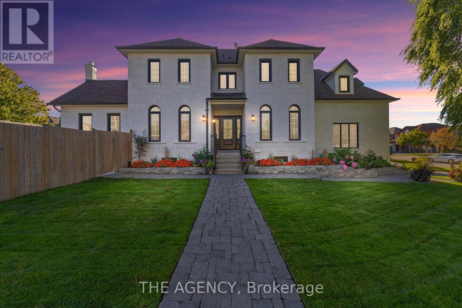 28 Fenwick Pl, Hamilton Waterdown, ON L8B 0P5