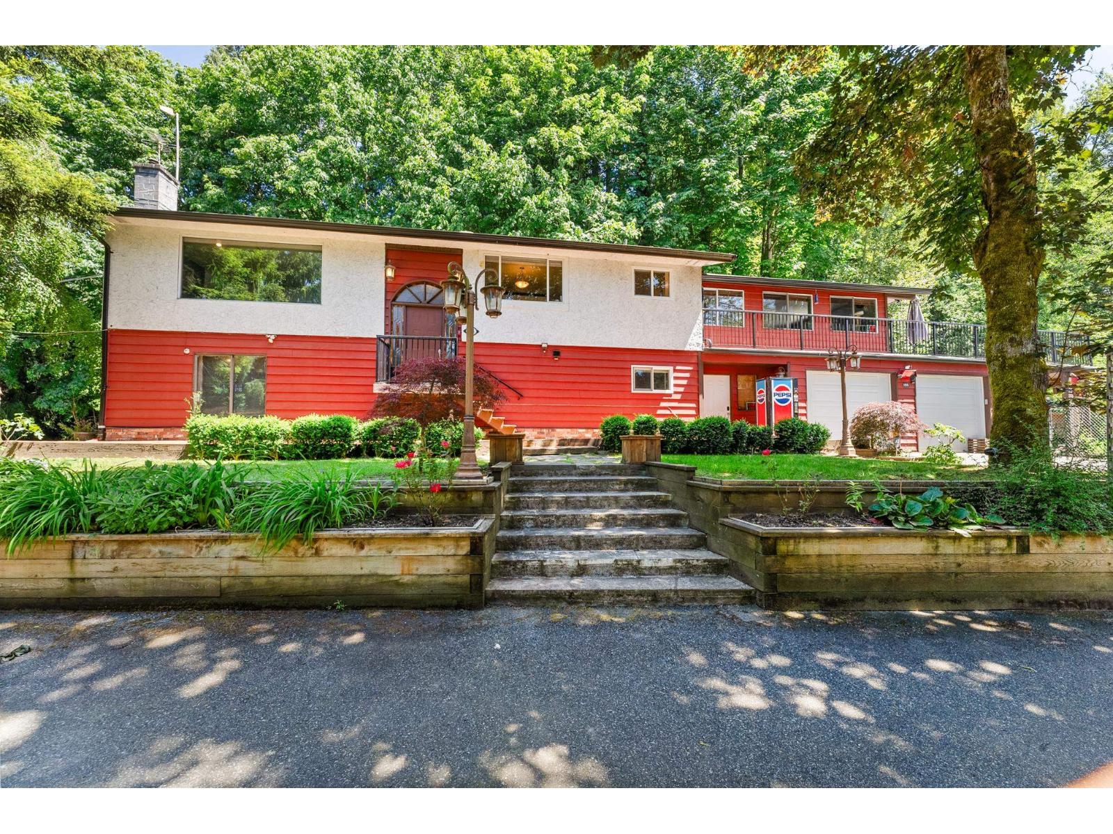194 Clovermeadow Cres, Langley, BC V2Z 2R1
