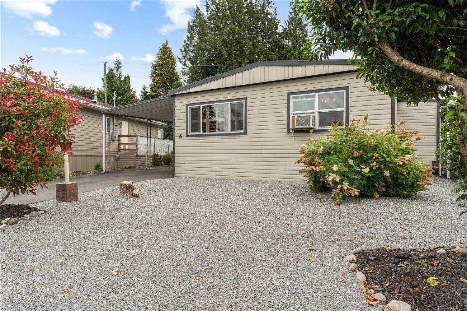 31313 Livingstone Avenue Unit 15, Abbotsford, BC V2T 4T1