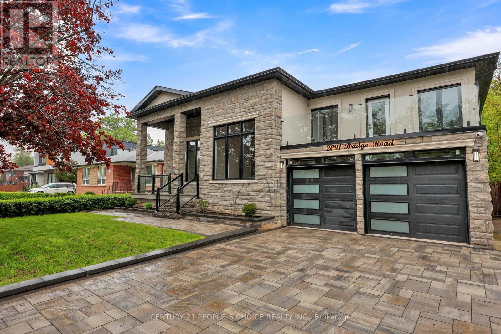 2091 Bridge Rd, Oakville, ON L6L 2E8