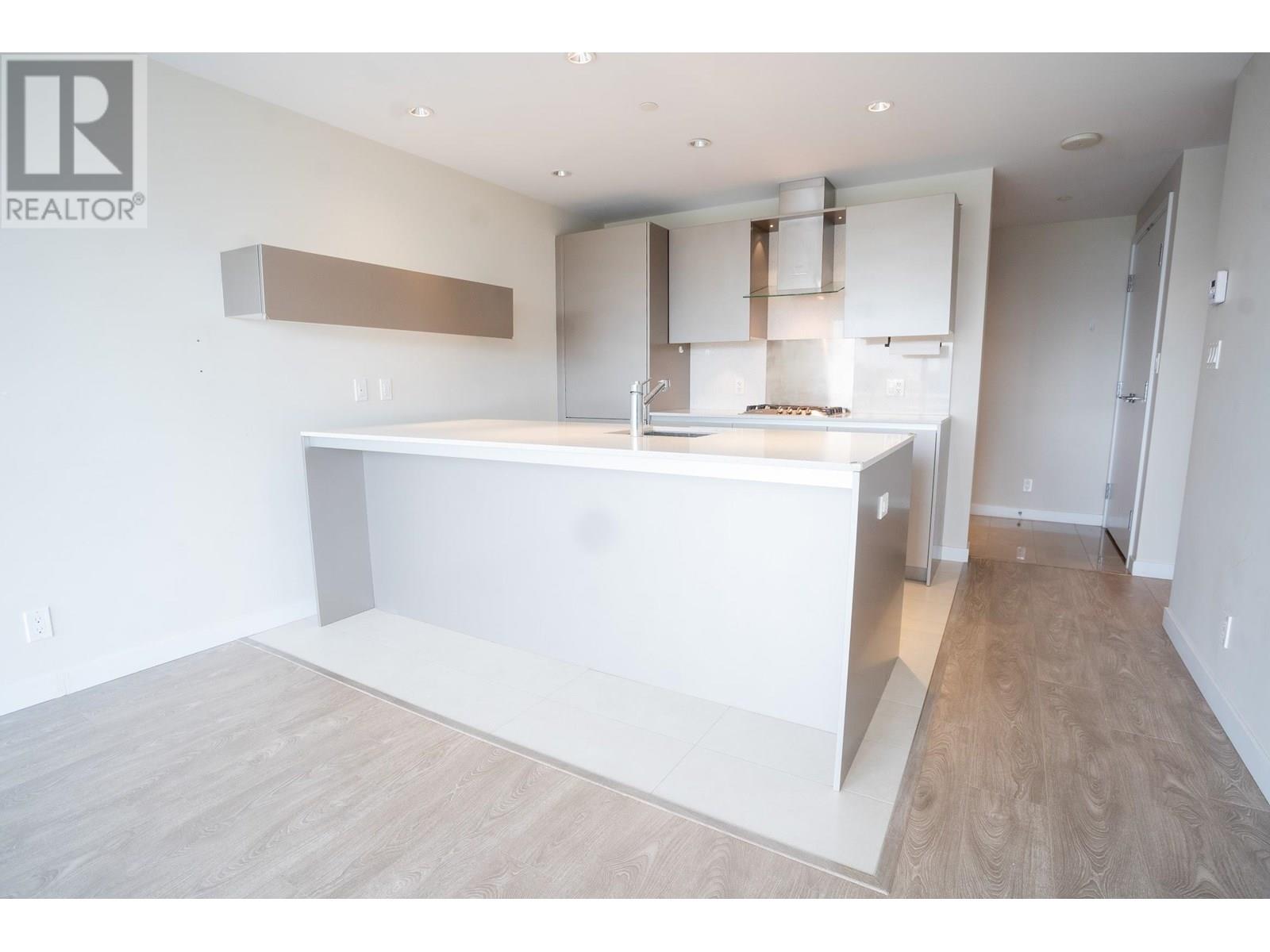 5111 Brighouse Way Unit 404 Way, Richmond, BC V7C 0A6